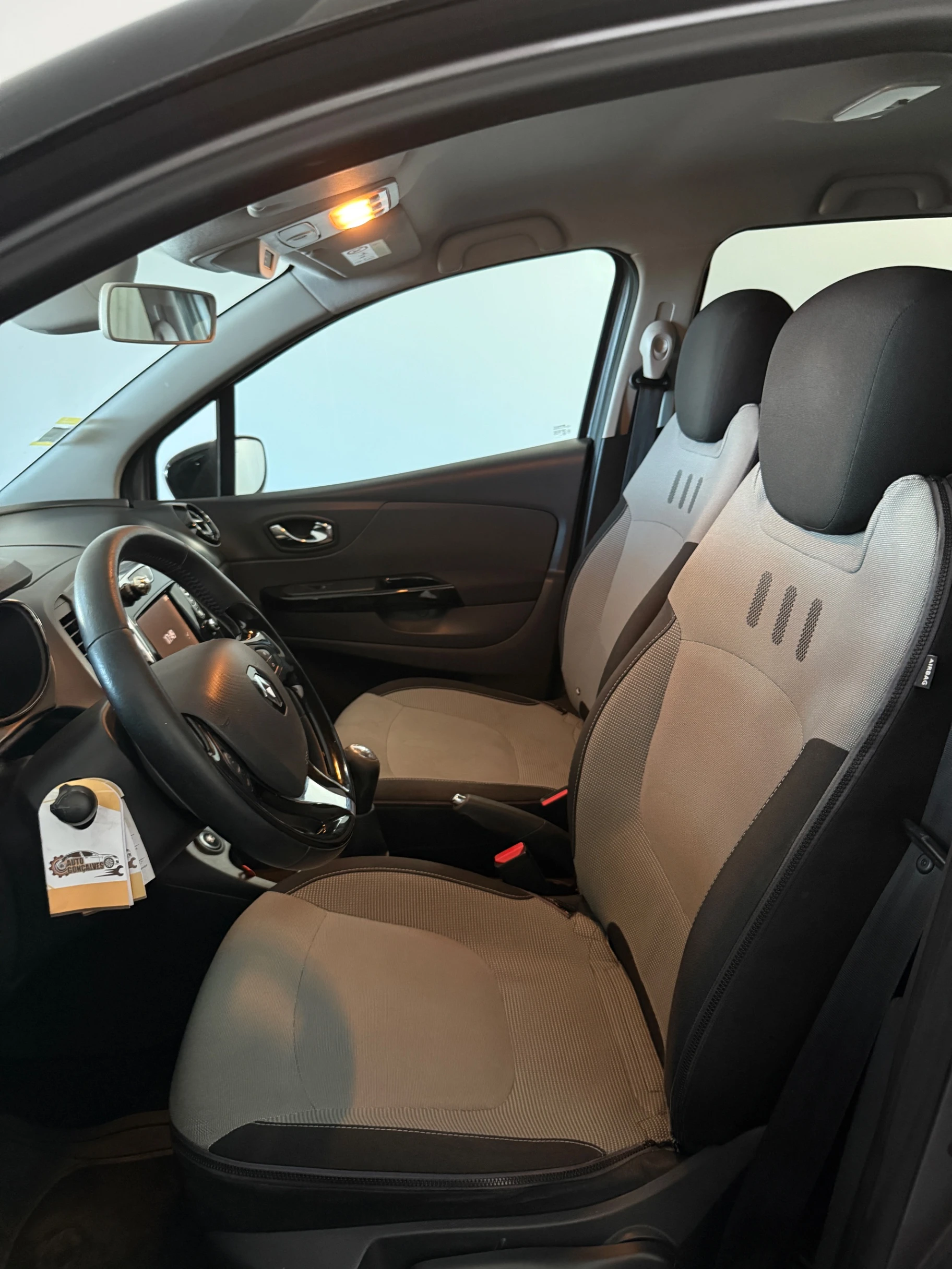 Renault Captur 1.5 dCi 7