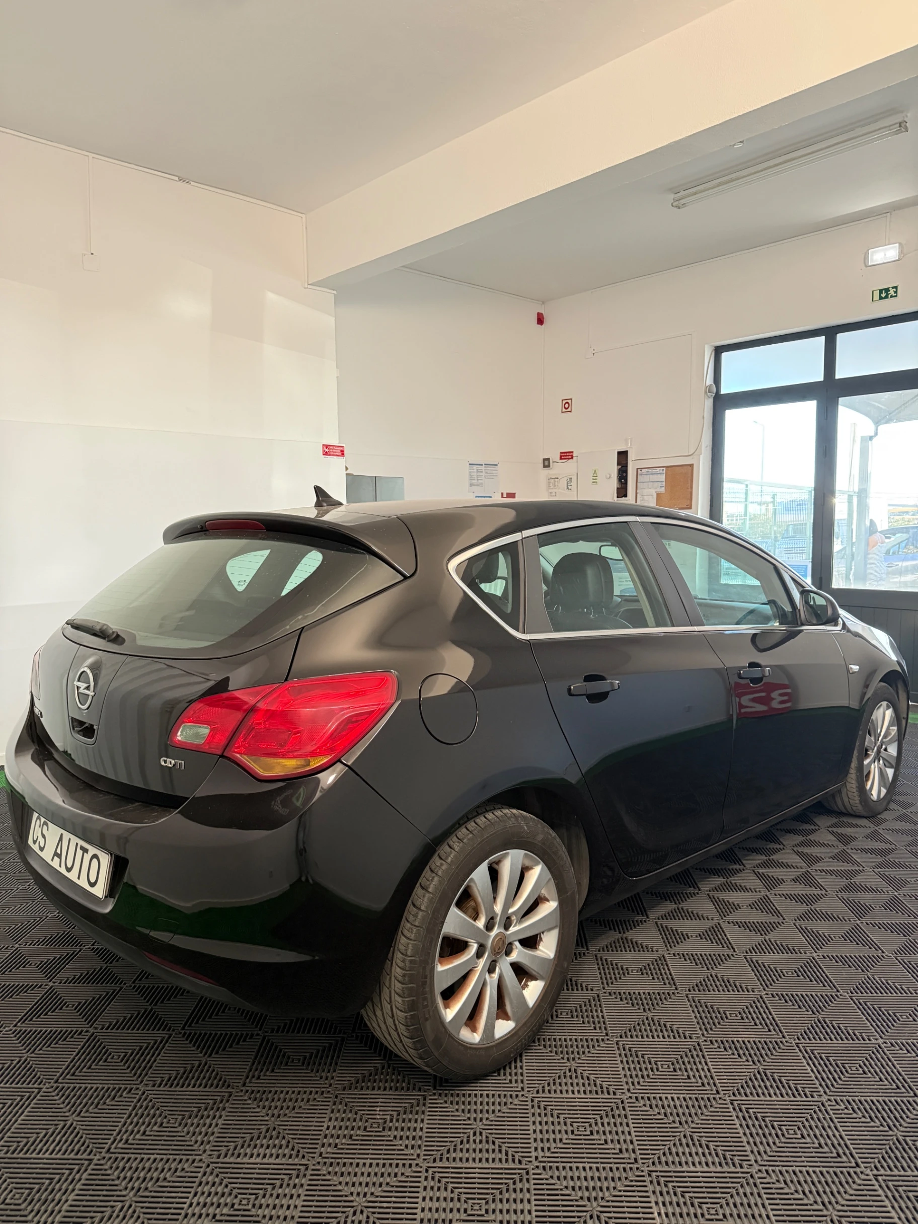 Opel Astra 1.7 CDTi Cosmo 5