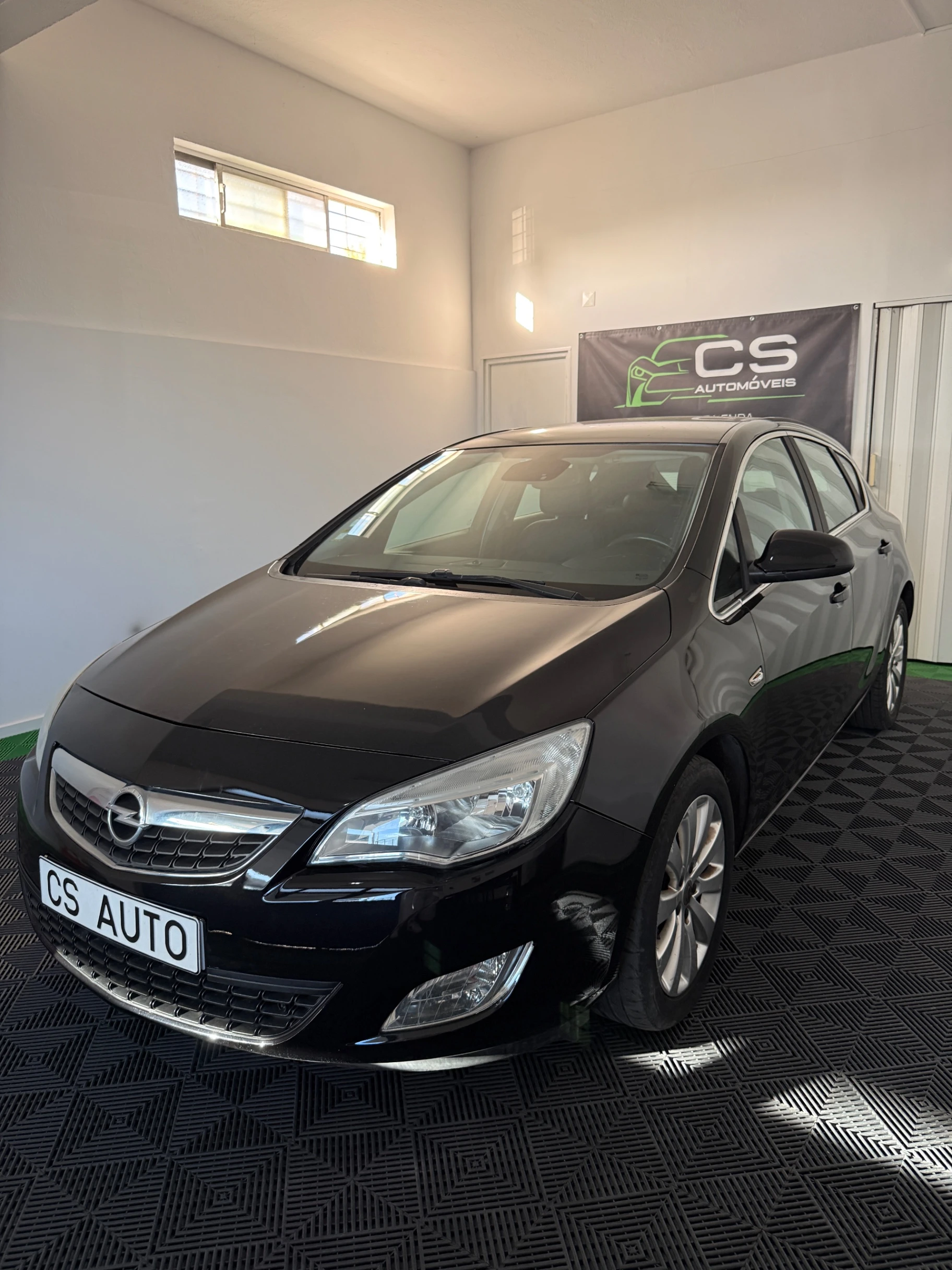 Opel Astra 1.7 CDTi Cosmo 1