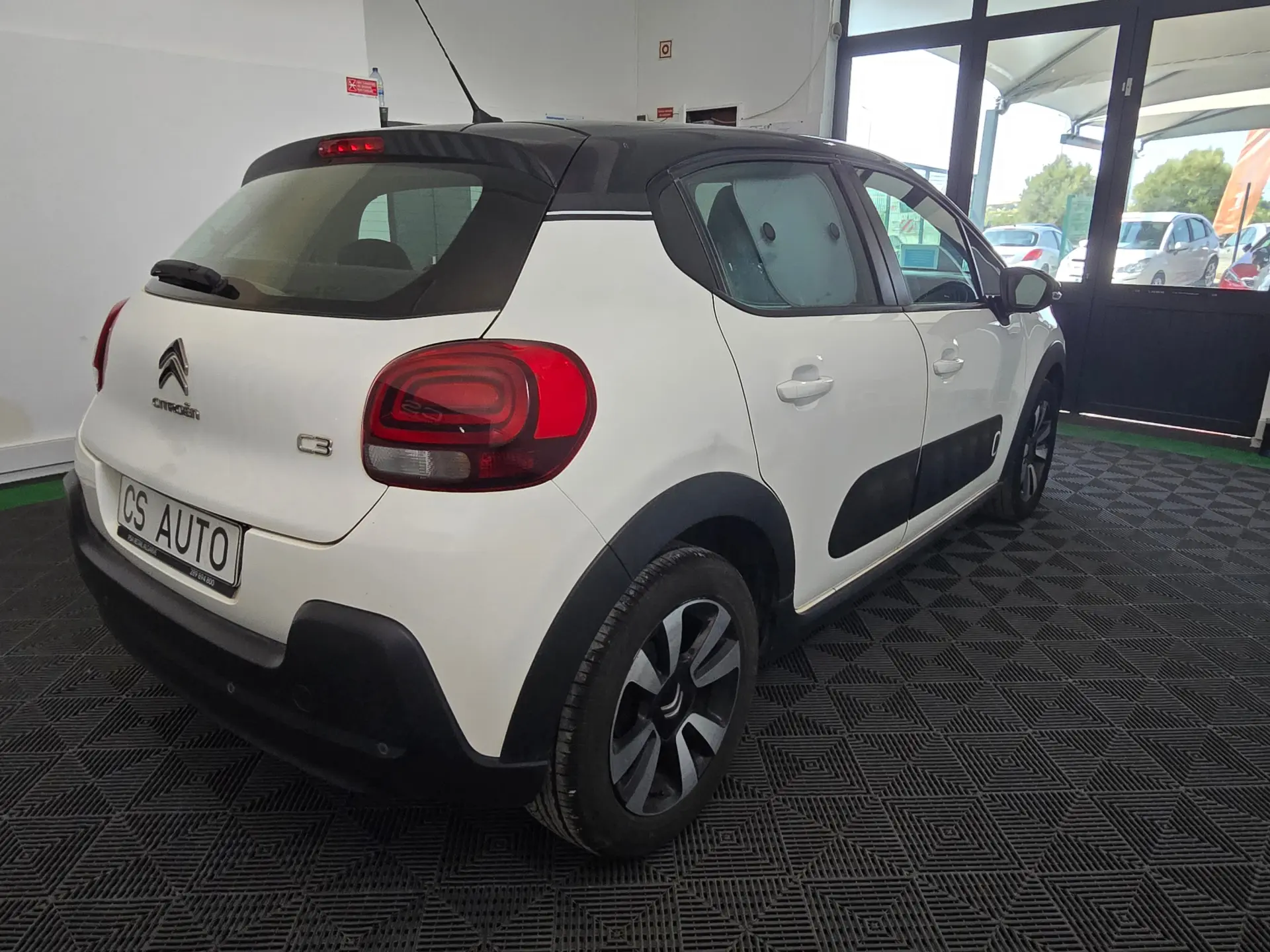 Citroen C3 1.2 PureTech Max 4