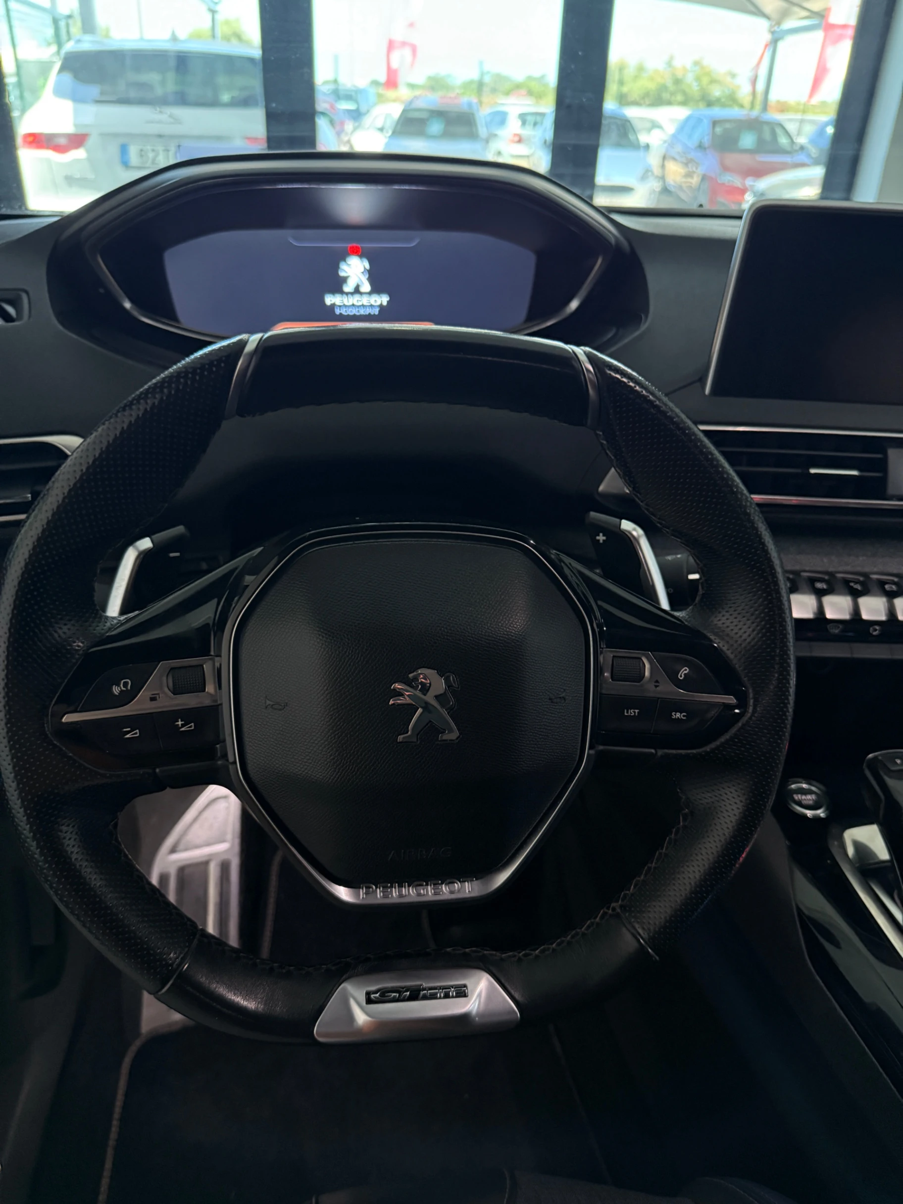 Peugeot 5008 4