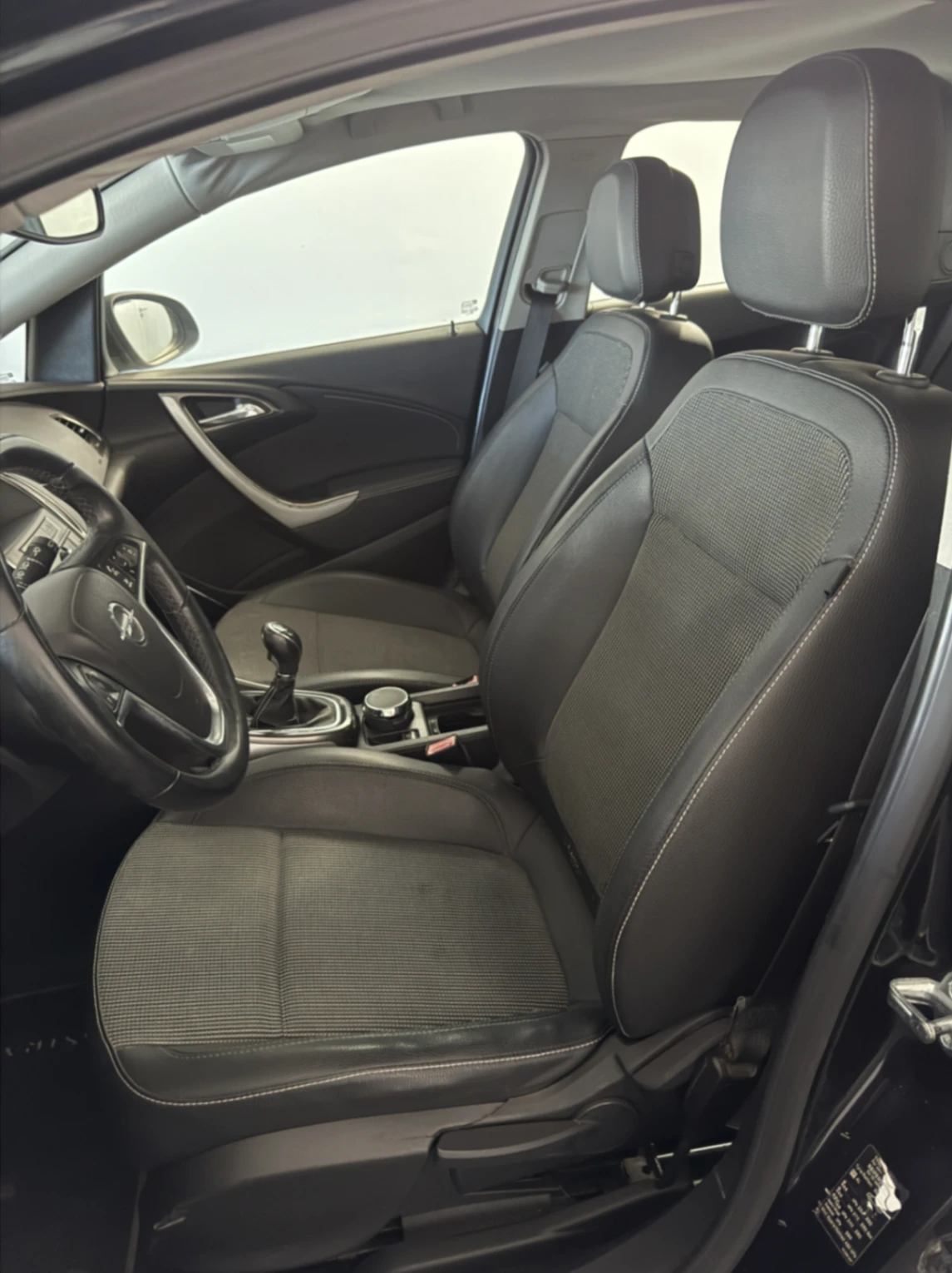 Opel Astra 1.7 CDTi Cosmo 7