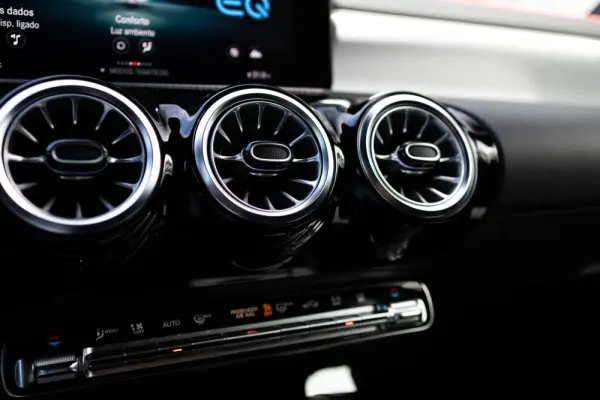 Mercedes-Benz CLA 250 e 8G-DCT Edition AMG Line 11