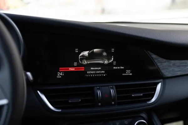 Alfa Romeo Giulia 2.2 D Super AT8 33