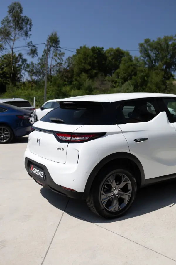 DS DS3 Crossback E-Tense Performance Line 39
