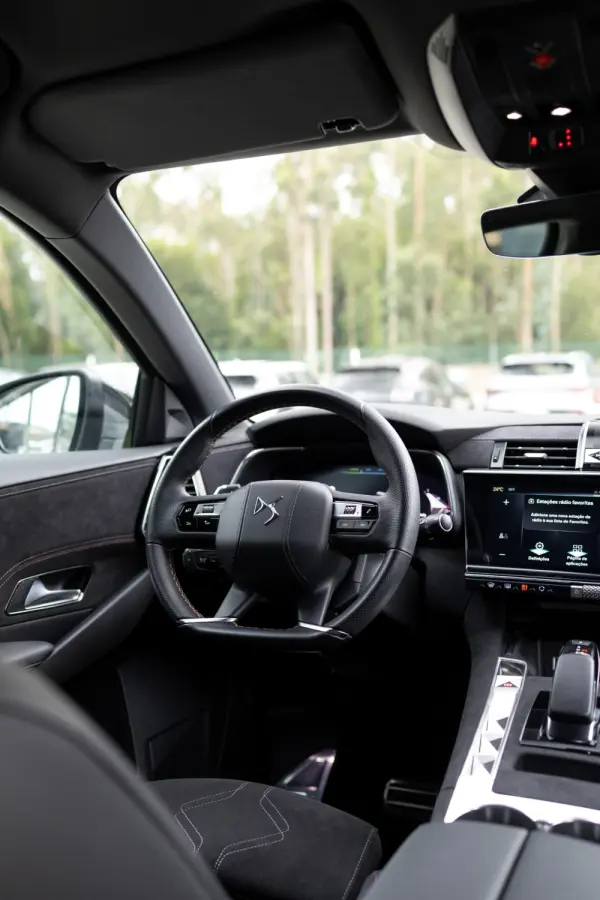 DS DS7 Crossback E-Tense Performance Line EAT8 21