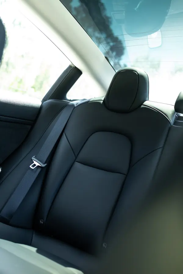 Tesla Model 3 Standard Range Plus RWD 17