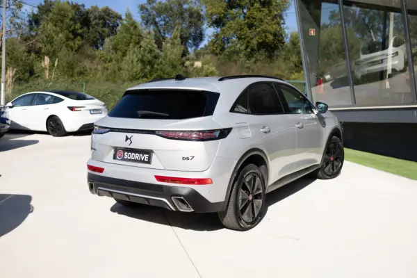 DS DS7 Crossback E-Tense Performance Line EAT8 6