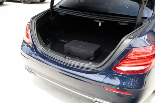 Mercedes-Benz E 350 e Avantgarde 41