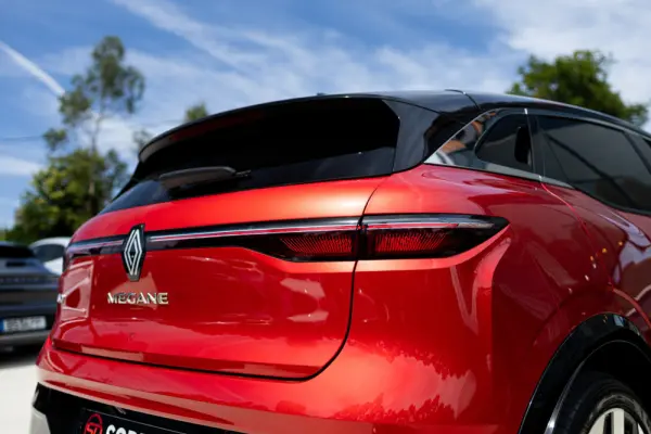 Renault Mégane E-Tech EV60 220hp optimum charge Techno 41