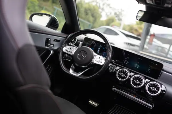 Mercedes-Benz CLA 220 d AMG Line Aut. 2