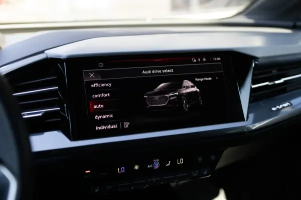 Audi Q4 Sportback e-tron 45 quattro 82 kWh 15