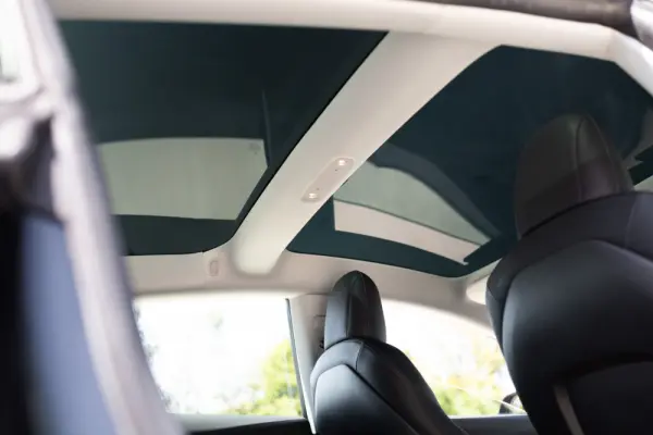 Tesla Model 3 Long-Range Dual Motor AWD 12