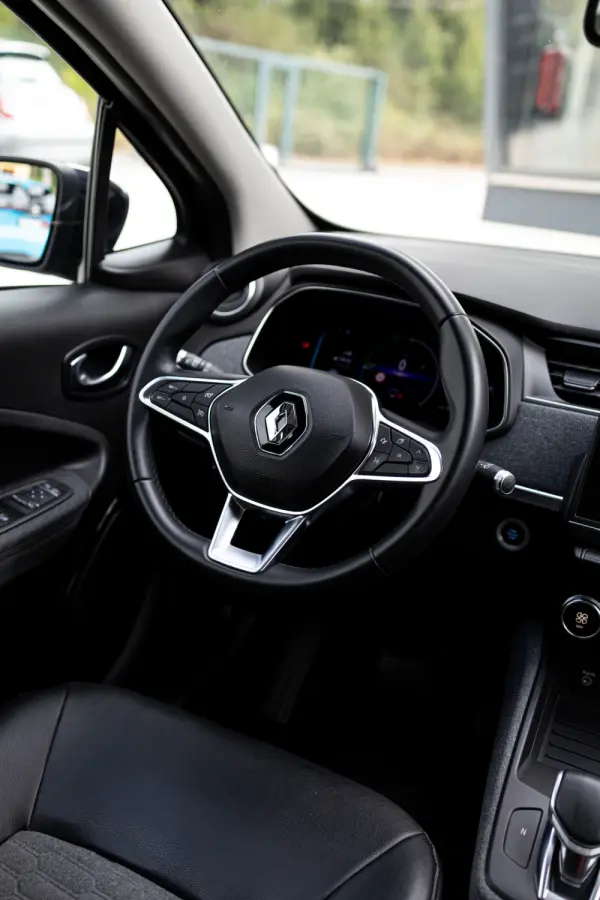 Renault Zoe (c/ Bateria) EV 50 110hp Equilibre 2
