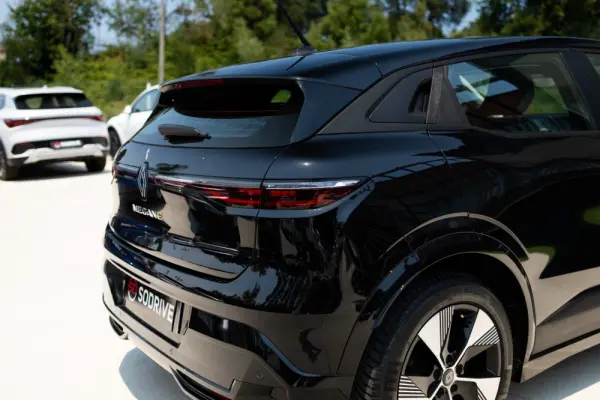 Renault Mégane E-Tech EV60 Evolution 21
