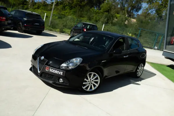 Alfa Romeo Giulietta 1.6 JTDM Exclusive J18 8