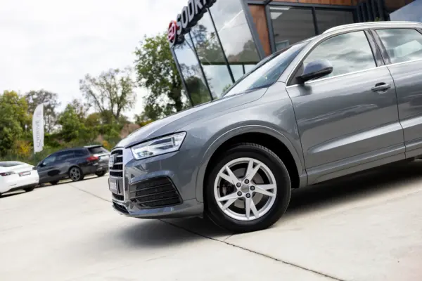 Audi Q3 2.0 TDI Sport 27