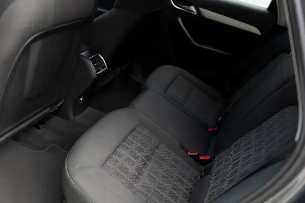 Audi Q3 2.0 TDI Sport 28