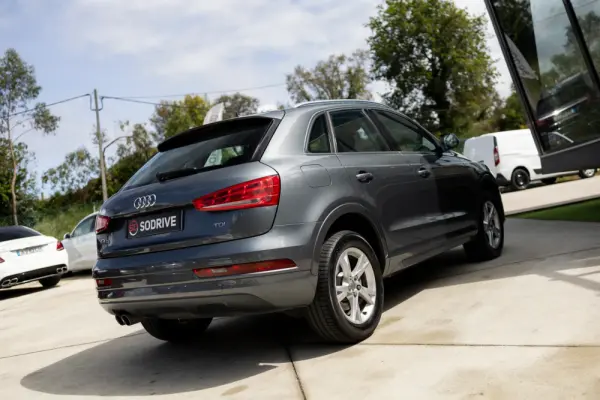 Audi Q3 2.0 TDI Sport 31
