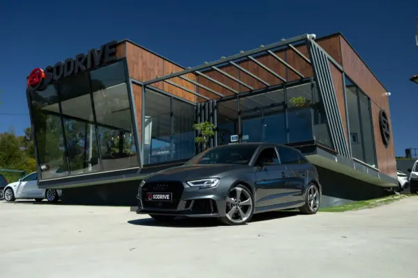Audi RS3 Sportback TFSI quattro S tronic 1