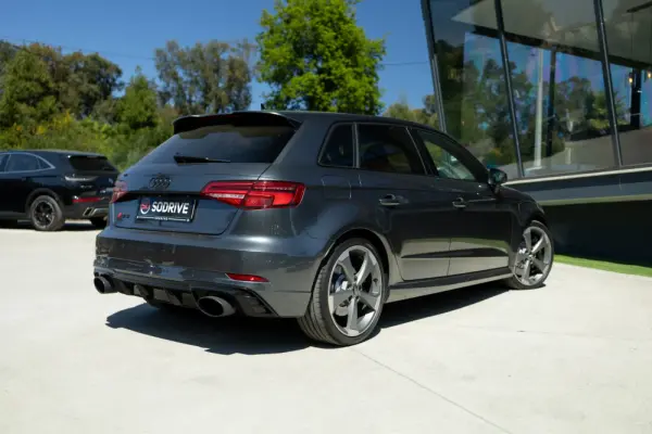 Audi RS3 Sportback TFSI quattro S tronic 5