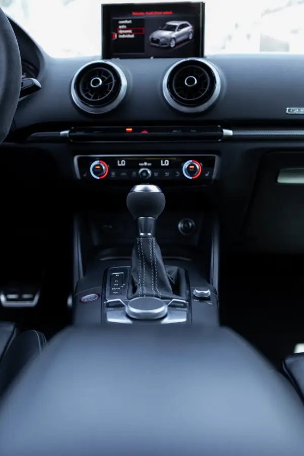Audi RS3 Sportback TFSI quattro S tronic 39