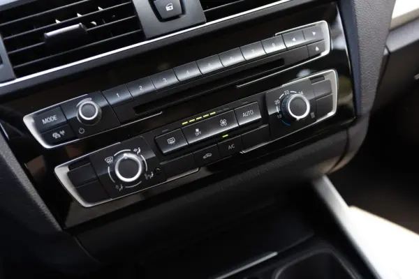 BMW 114 d Advantage 13