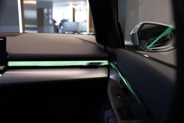 BMW 530 e Pack Desportivo M 8