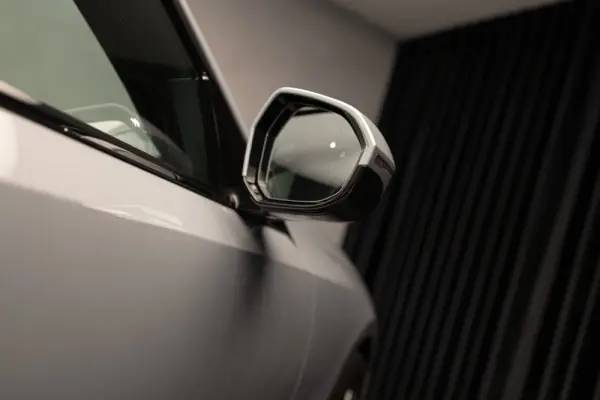 BMW 530 e Pack Desportivo M 49