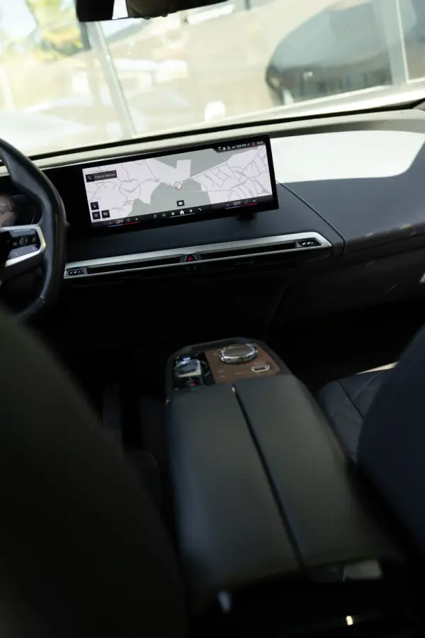 BMW iX xDrive 40 Pack Desportivo 30