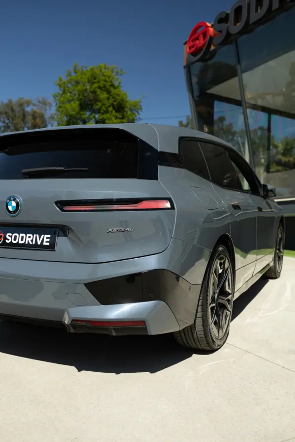 BMW iX xDrive 40 Pack Desportivo 40