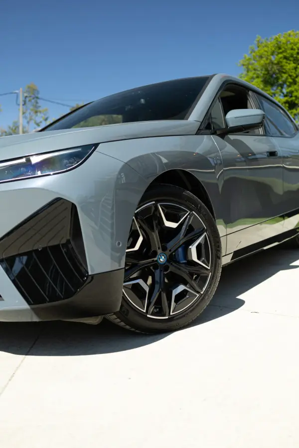 BMW iX xDrive 40 Pack Desportivo 46