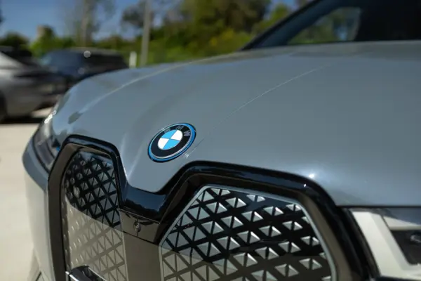 BMW iX xDrive 40 Pack Desportivo 57