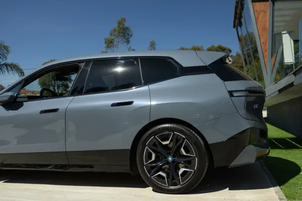 BMW iX xDrive 40 Pack Desportivo 60