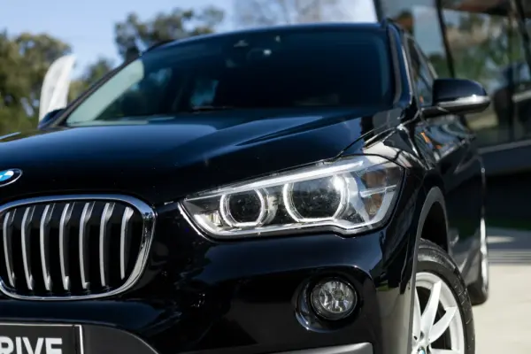 BMW X1 16 d sDrive Advantage 9