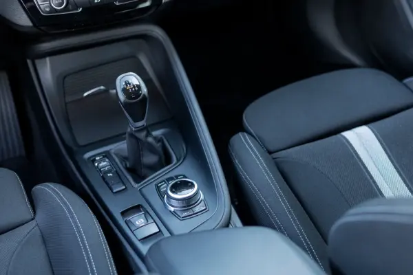 BMW X1 16 d sDrive Advantage 26
