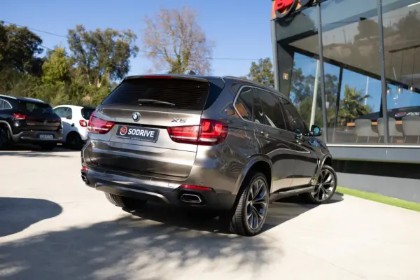 BMW X5 40e xDrive 5