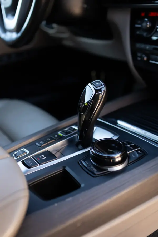 BMW X5 40e xDrive 9