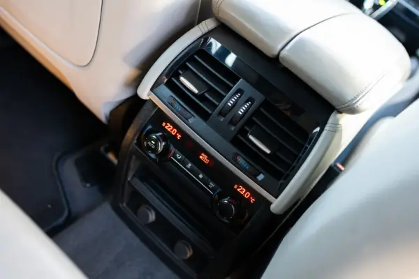 BMW X5 40e xDrive 37