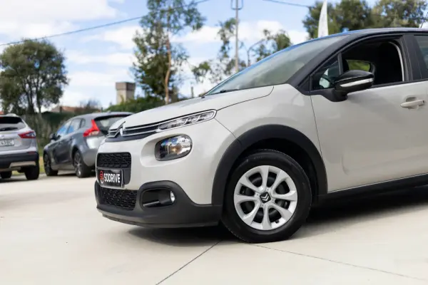 Citroen C3 1.5 BlueHDi Shine Pack 14