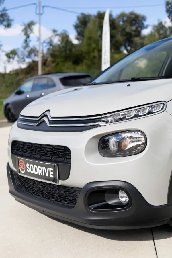 Citroen C3 1.5 BlueHDi Shine Pack 16
