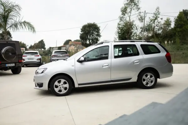 Dacia Logan MCV 1.5 dCi Stepway 10