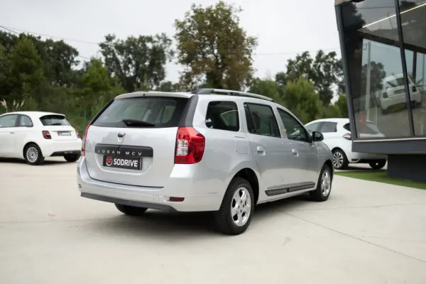 Dacia Logan MCV 1.5 dCi Stepway 17