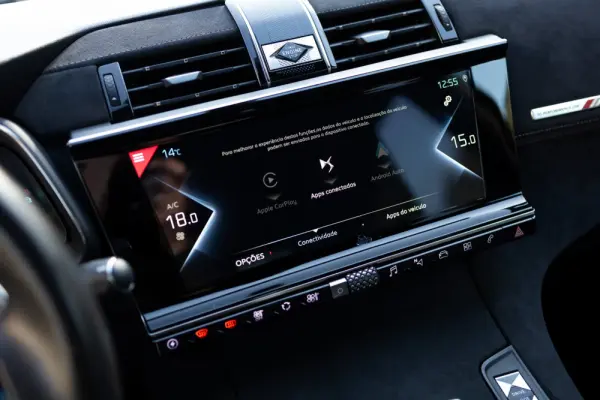 DS DS7 Crossback E-Tense Performance Line+ EAT8 11