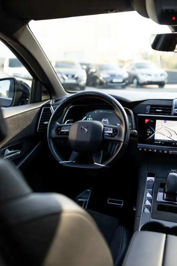 DS DS7 Crossback E-Tense Performance Line+ EAT8 22
