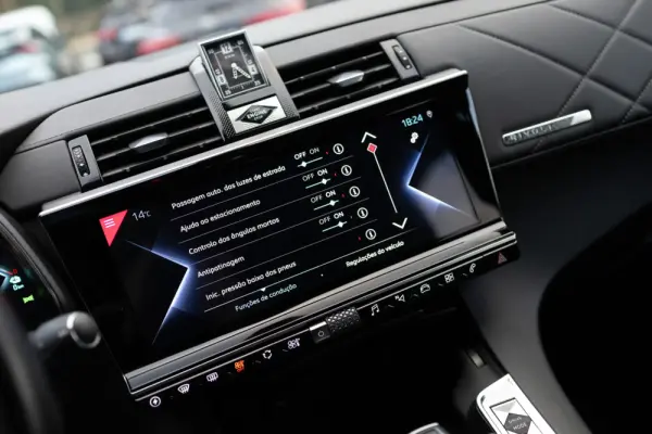 DS DS7 Crossback E-Tense Rivoli EAT8 11