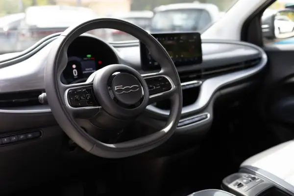 Fiat 500e 42 kWh Icon 8