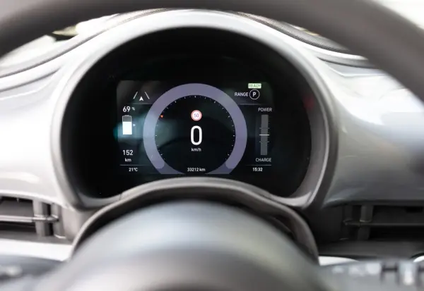 Fiat 500e 42 kWh Icon 10