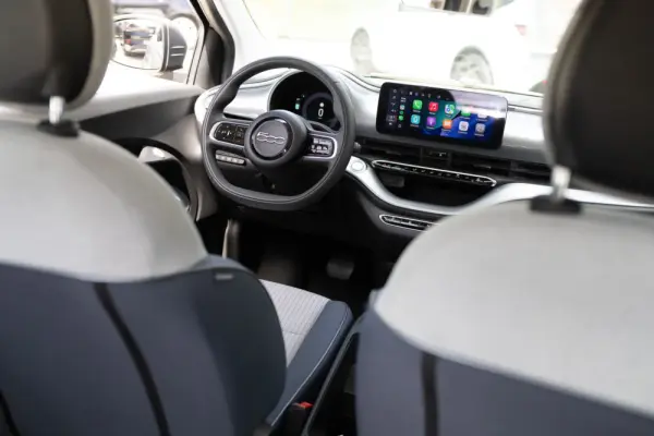 Fiat 500e 42 kWh Icon 11