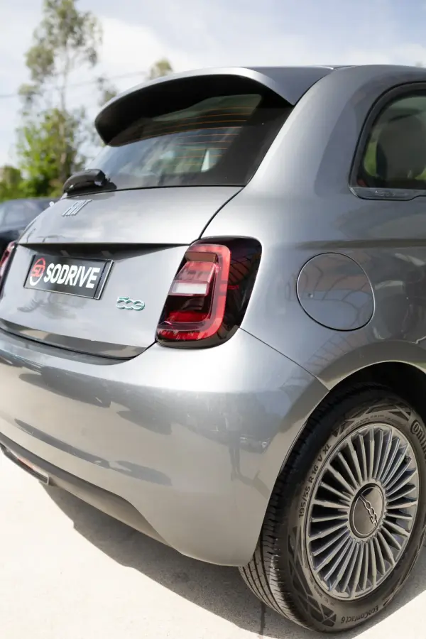 Fiat 500e 42 kWh Icon 26